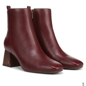 Elegant Burgundy Ankle Boots